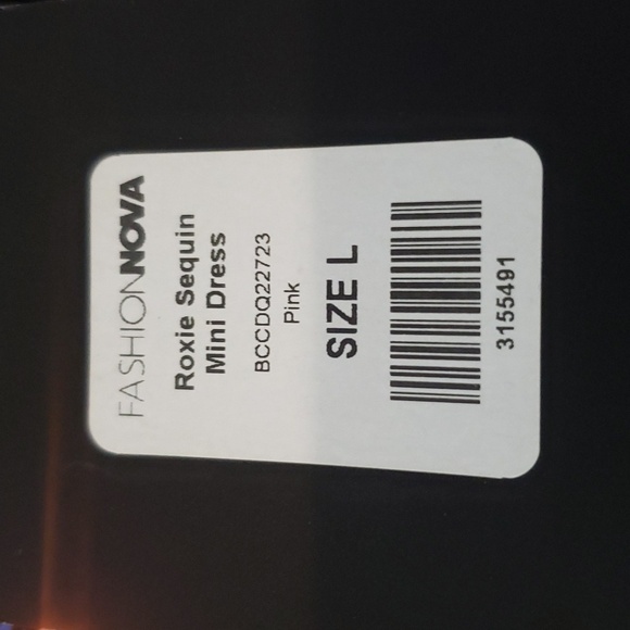 NWT Fashion Nova (SOLD OUT) Roxie Sequin Mini Dress - Picture 2 of 2